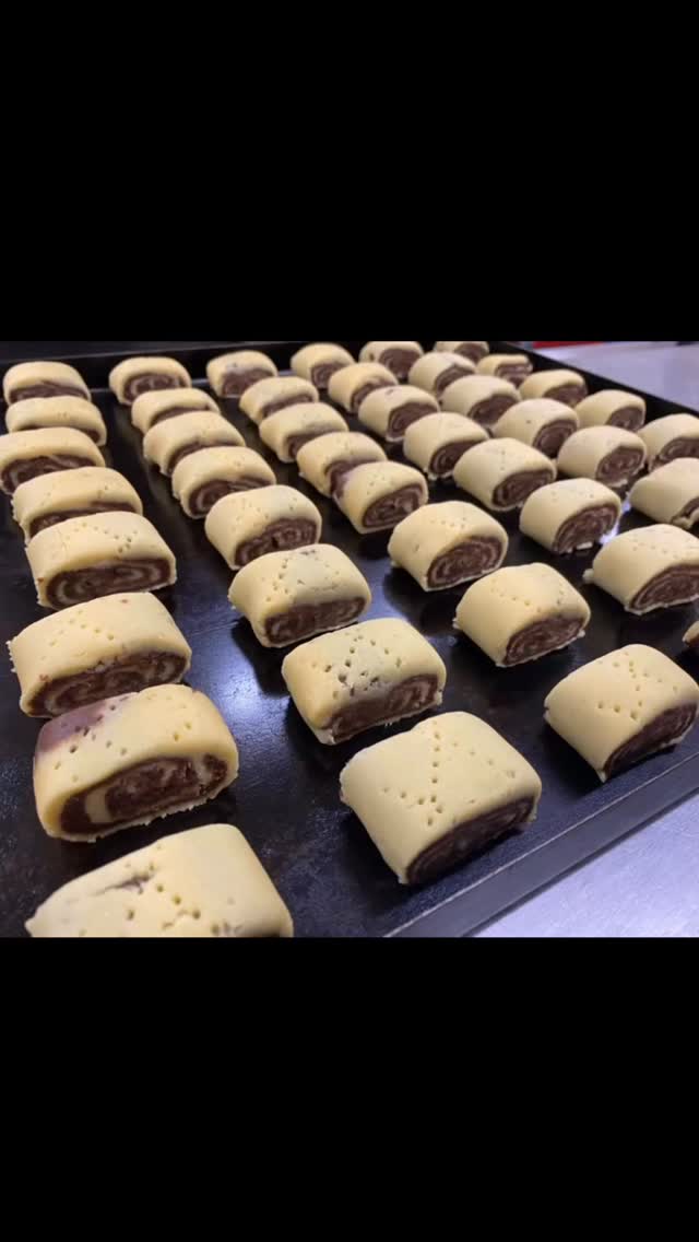 Our Mini Romanini is the only one you need 🥰A delicious combination of shortbread rolled with....